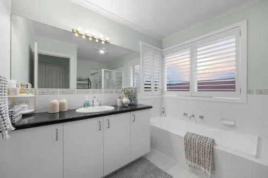 17 The Regency, Hillside, Vic 3037-Image