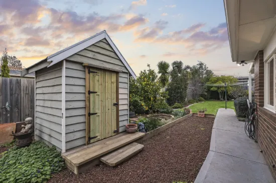 17 The Regency, Hillside, Vic 3037-Image
