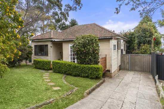 17 Wallawa Avenue, Engadine, NSW 2233 - For Sale