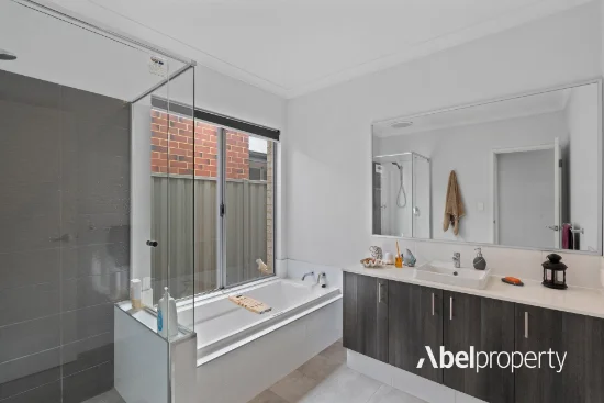 17 Willandra Parkway, Wandi, WA 6167-Image