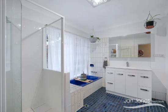 17 Willow Street, Kippa-Ring, Qld 4021-Image
