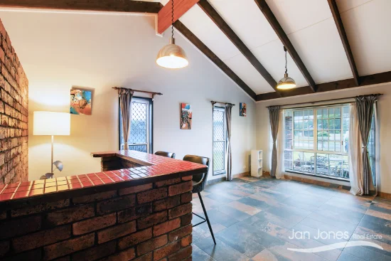 17 Willow Street, Kippa-Ring, Qld 4021-Image