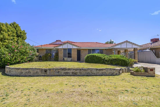 17 Woodlands Grove, Hocking, WA 6065