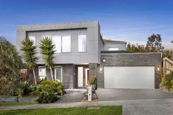 17 Woolondoon Drive, Highton, Vic 3216