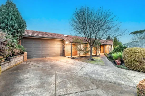 17 Yaralla Crescent, St Helena, Vic 3088