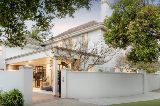 170 Barkers Road, Hawthorn, Vic 3122