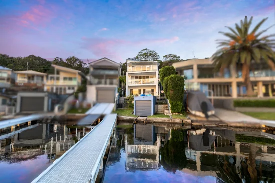 171 Coal Point Road, Coal Point, NSW 2283