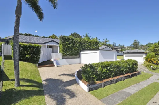 171 K P McGrath Drive, Elanora, Qld 4221