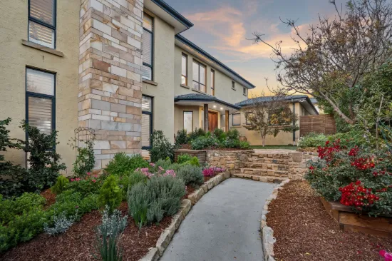 171 Waterfall Drive, Jerrabomberra, NSW 2619