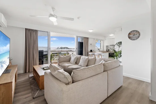 1712/24-26 Queensland Avenue, Broadbeach, Qld 4218-Image