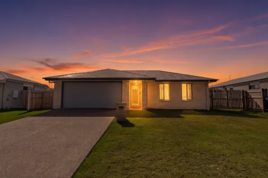 172 Ibis Boulevard, Eli Waters, Qld 4655