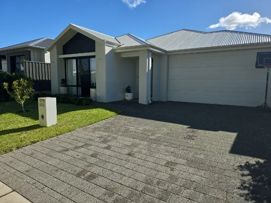 175 Strinesdale Bvd, Aveley, WA 6069 - For Rent