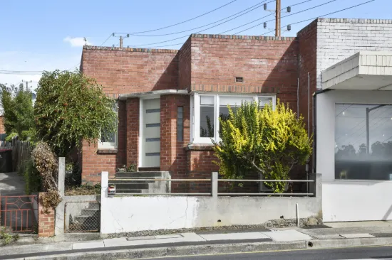 178 Augusta Road, Lenah Valley, Tas 7008