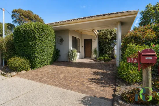 17A Bristol Avenue, Bicton, WA 6157