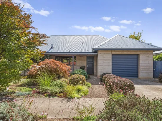 17A Curia Street, Mansfield, Vic 3722