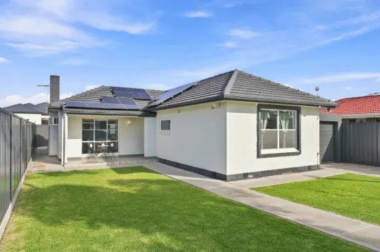 17A Russ Avenue, Seaton, SA 5023