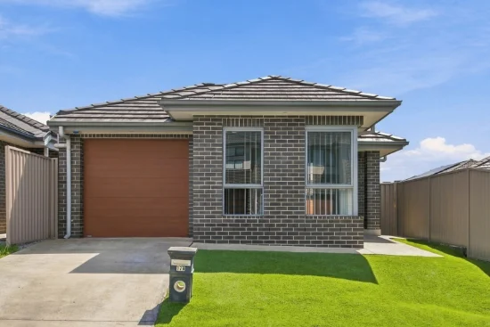 17B Cape York Street, Gregory Hills, NSW 2557