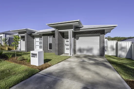 17B Leatherwood Grove, Morisset, NSW 2264