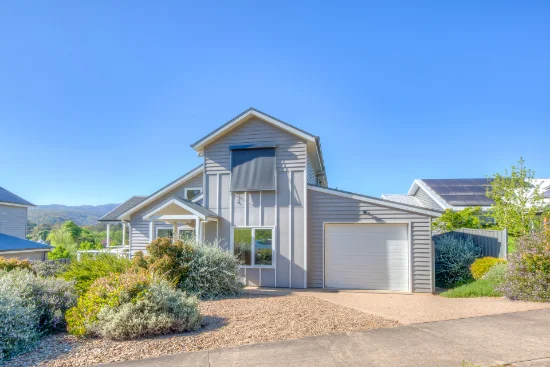 17B Mountain Mist Drive, Bright, Vic 3741