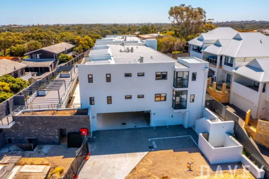 18/18 Ozone Parade, Trigg, WA 6029