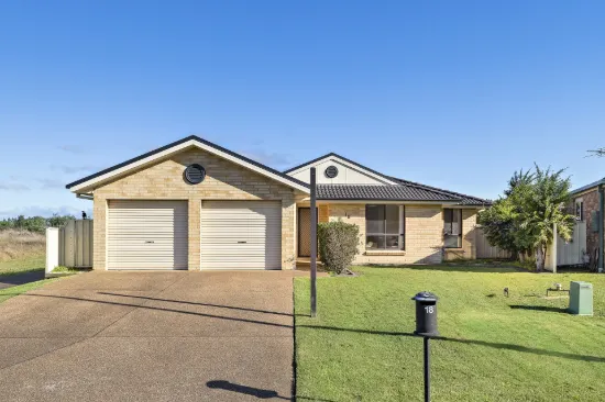 18 Aaron Cove, Rutherford, NSW 2320