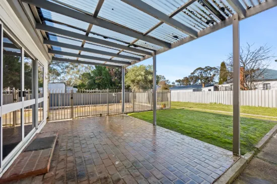 18 Acacia Avenue, Ararat VIC 3377-Image