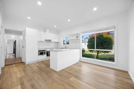 18 Acacia Avenue, Ararat VIC 3377-Image