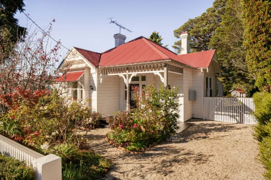 18 Ada Street, Katoomba, NSW 2780