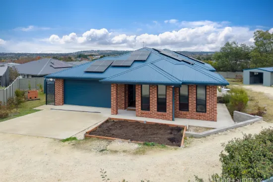 18 Ailsa Crescent, Armidale, NSW 2350