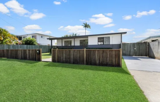 18 Airlie Avenue, Deception Bay QLD 4508-Image