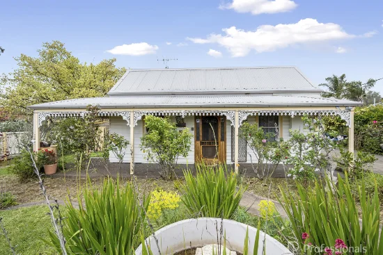 18 Albert Street, Maryborough, Vic 3465