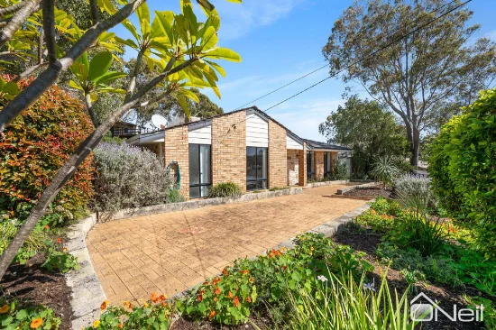 18 Amethyst Crescent, Mount Richon, WA 6112