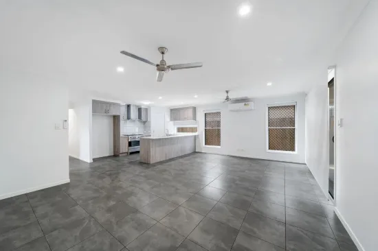 18 Annalise Cct, Nirimba, Qld 4551