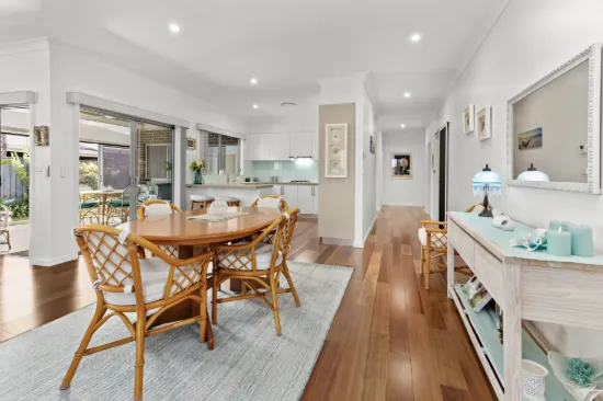 18 Arnold Crescent, Kiama, NSW 2533