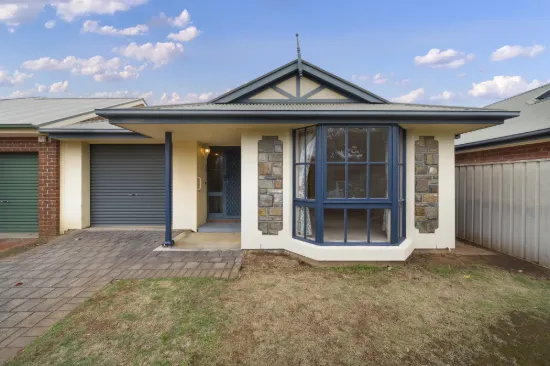 18 Attingham Crescent, Oakden, SA 5086