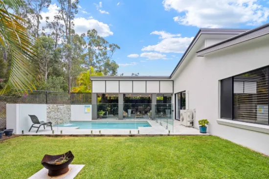 18 Bakers Ridge Drive, Oxenford, Qld 4210