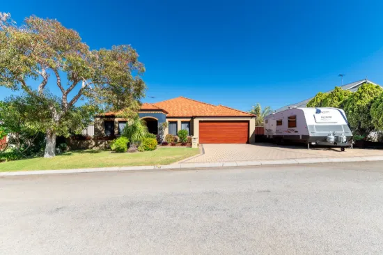 18 Ballard Fairway, Wanneroo, WA 6065