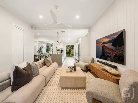 18 Barron Street, Gordon Park, Qld 4031-Image