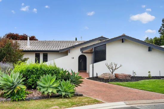 18 Beeston Way, West Lakes, SA 5021 - For Sale