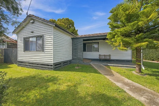 18 Bernard Avenue, Traralgon, Vic 3844