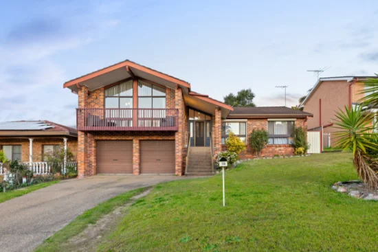 18 Black Close, Illawong, NSW 2234