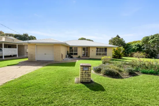 18 Bruce Street, Torquay, Qld 4655