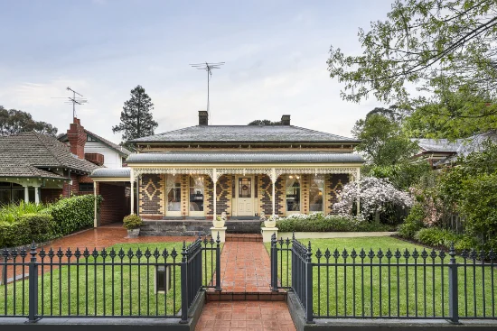 18 Bryson Street, Canterbury, Vic 3126
