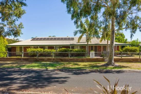 18 Burleigh Drive, Australind, WA 6233
