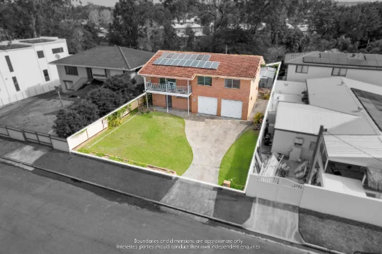18 Cabarita Street, Biggera Waters QLD 4216-Image