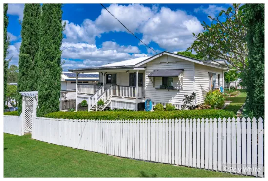 18 Cairns Street, The Range, Qld 4700