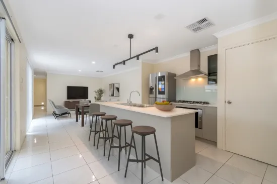 18 Calgary Street, Southern River, WA 6110
