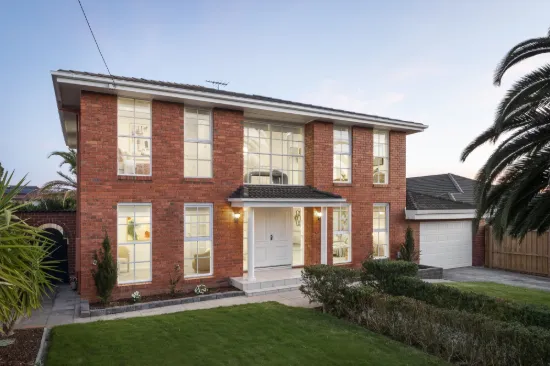 18 Callanish Road, Camberwell, Vic 3124