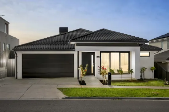 18 Clockwise Street, Greenvale, Vic 3059