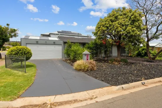 18 Coach Street, Salisbury East, SA 5109